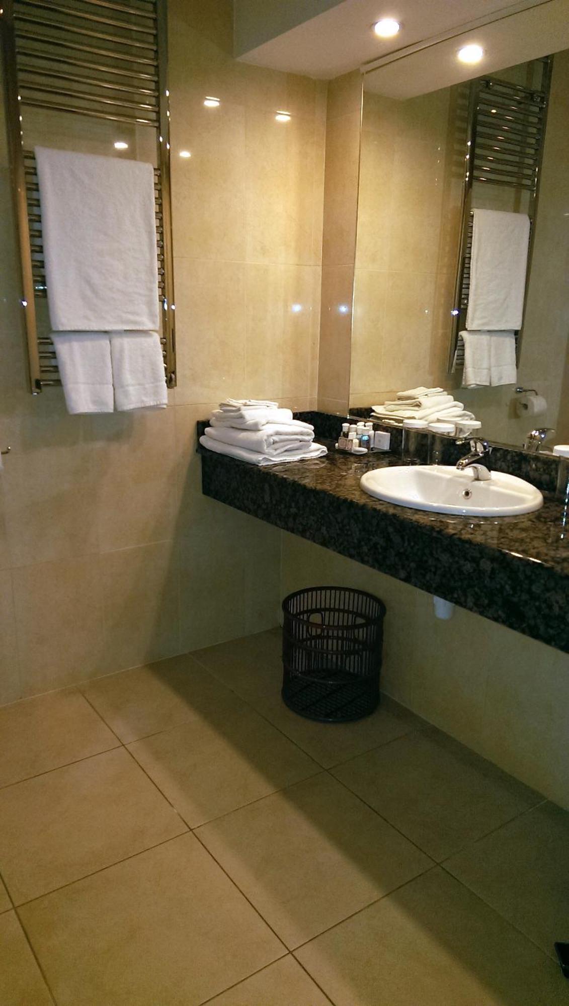 קריקמקרוס The Shirley Arms Hotel חדר תמונה