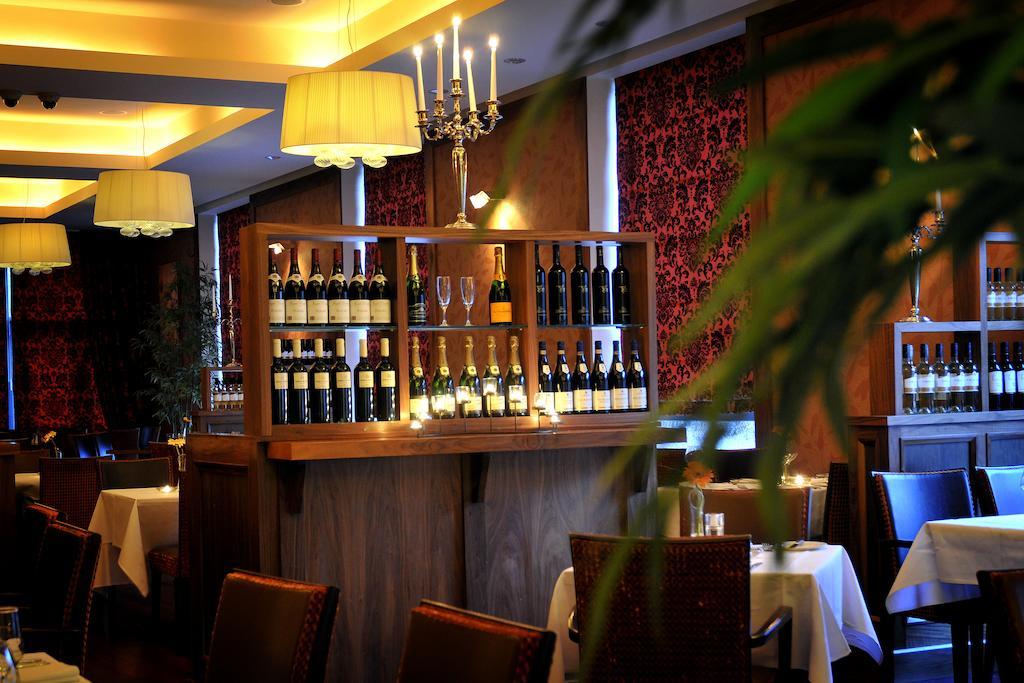 קריקמקרוס The Shirley Arms Hotel מראה חיצוני תמונה