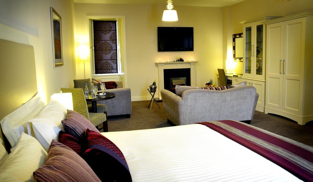 קריקמקרוס The Shirley Arms Hotel מראה חיצוני תמונה